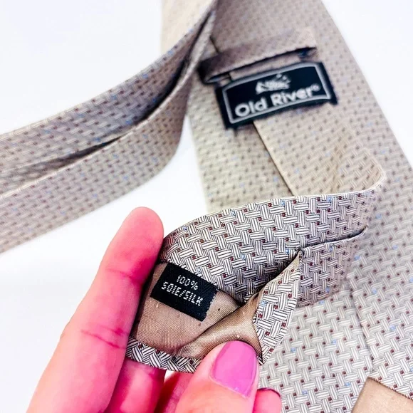 OLD‎ RIVER Beige patterned tie - Picture 4 of 4